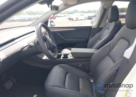 2025 Tesla Model Y Long Range Dual Motor All-Wheel Drive из США, поврежденный, VIN 7SAYGDED1SF247293